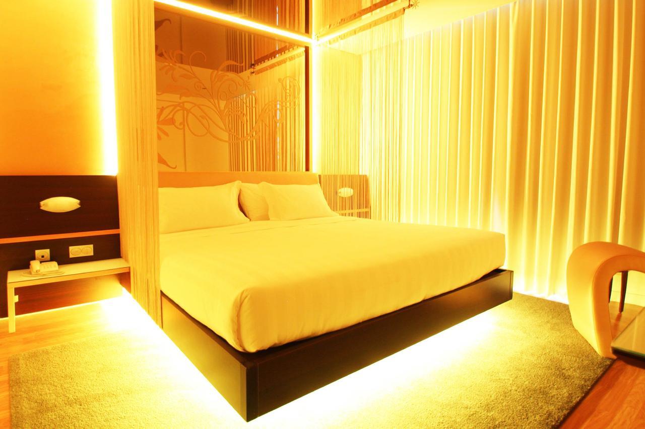 Silk Motel Pedroso Room photo